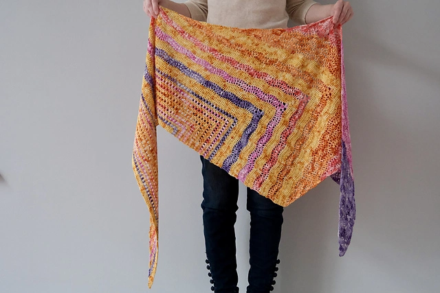 Afterglow Shawl - Image 7