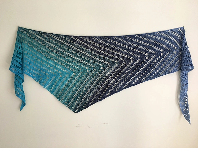 Diving Deep Shawl - Image 5