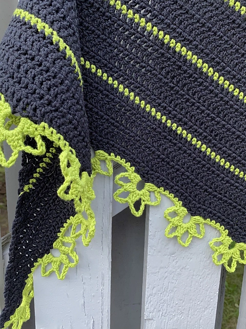 Flower Stripe Shawl - Image 2