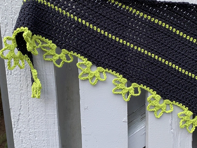 Flower Stripe Shawl - Image 4