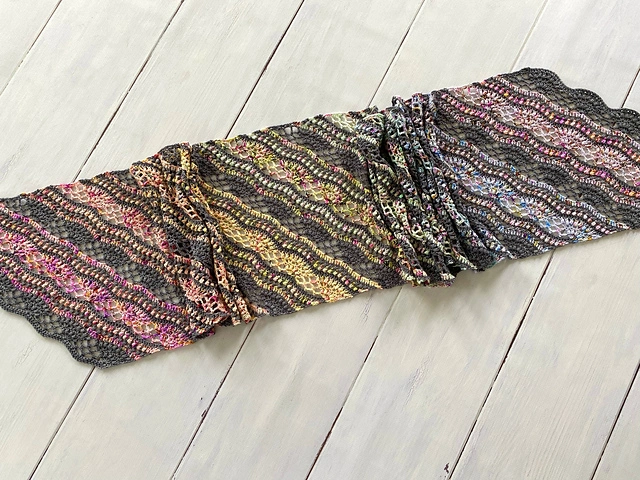 Polychromatic Shawl - Image 8