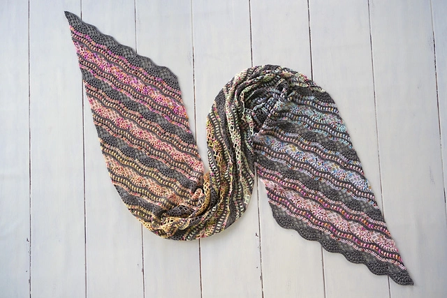 Polychromatic Shawl - Image 22