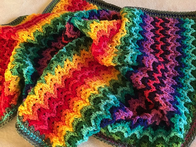 Rainbow Ridge Blanket - Image 9