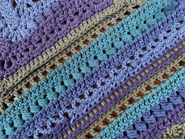 Winterberry Blanket - Image 5