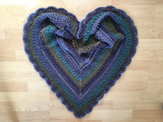 Winterberry Shawl - Image 3