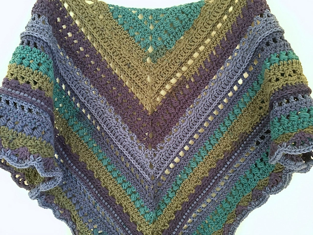 Winterberry Shawl - Image 7
